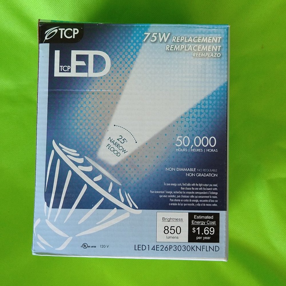 NWOT TCP Non Dimmable LED Light